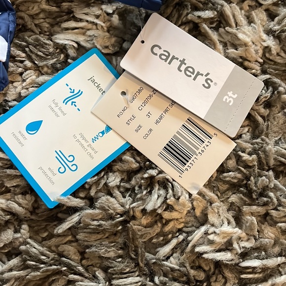 Carter’s heart raincoat - Picture 5 of 6